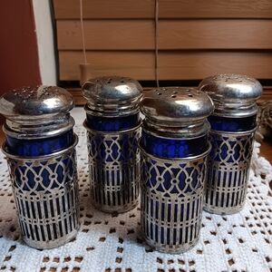 Silver plated salt & pepper shakers set